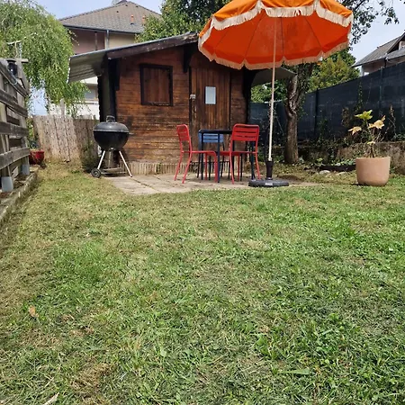Beautiful In A Bucolic, Quiet Setting *
